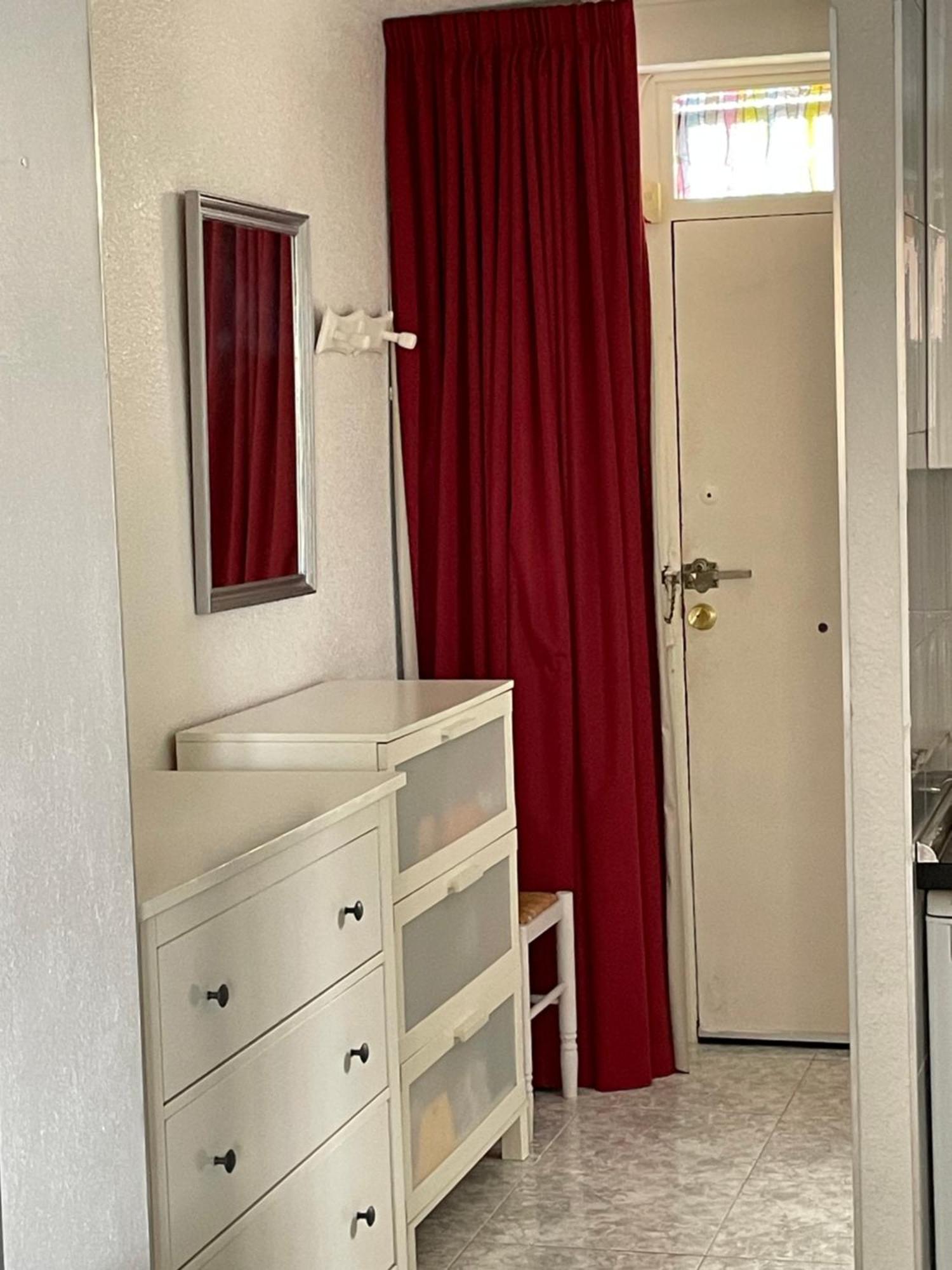 Bermudas-Turis Apartamentos Бенидорм Экстерьер фото