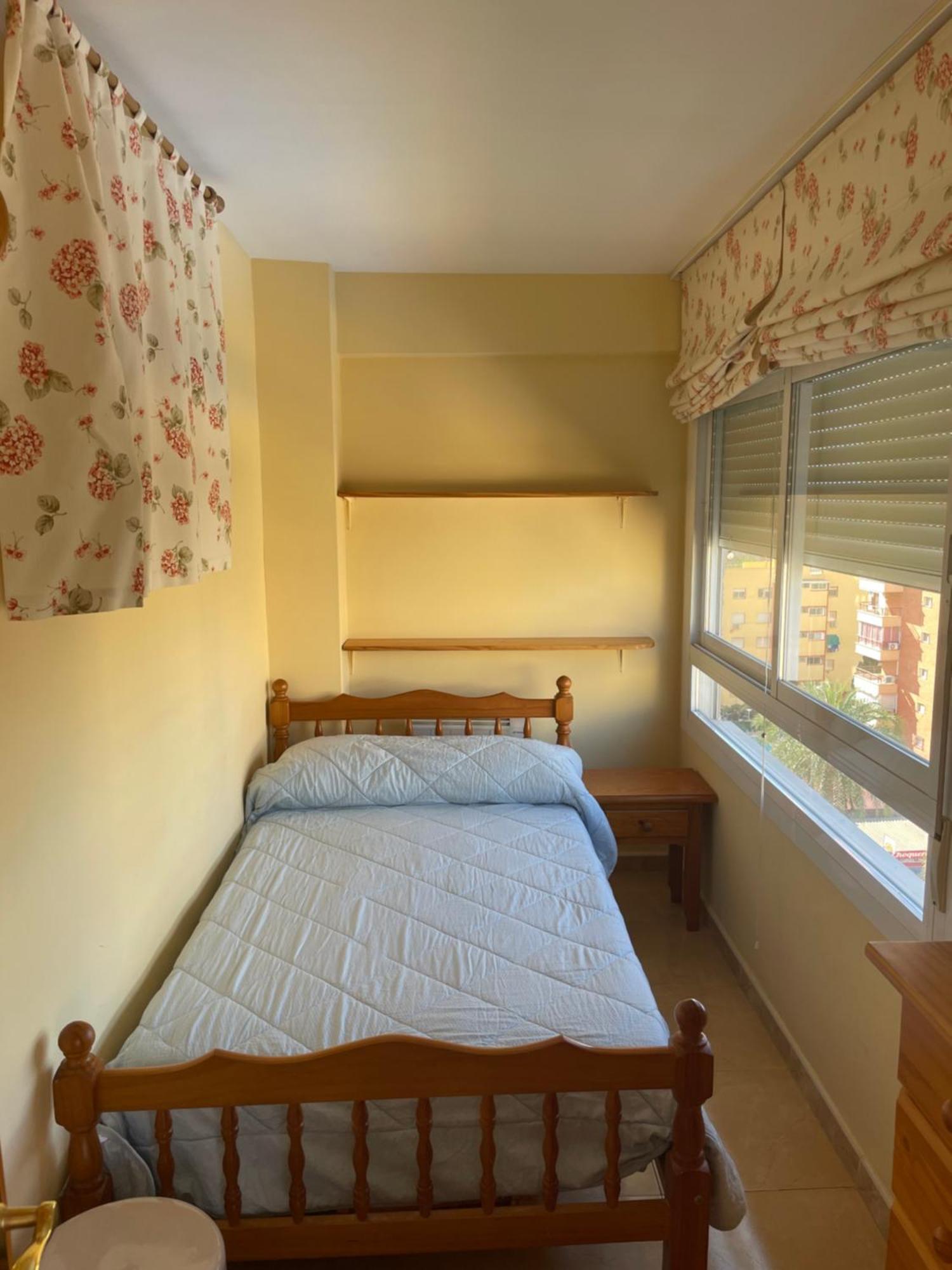 Bermudas-Turis Apartamentos Бенидорм Экстерьер фото