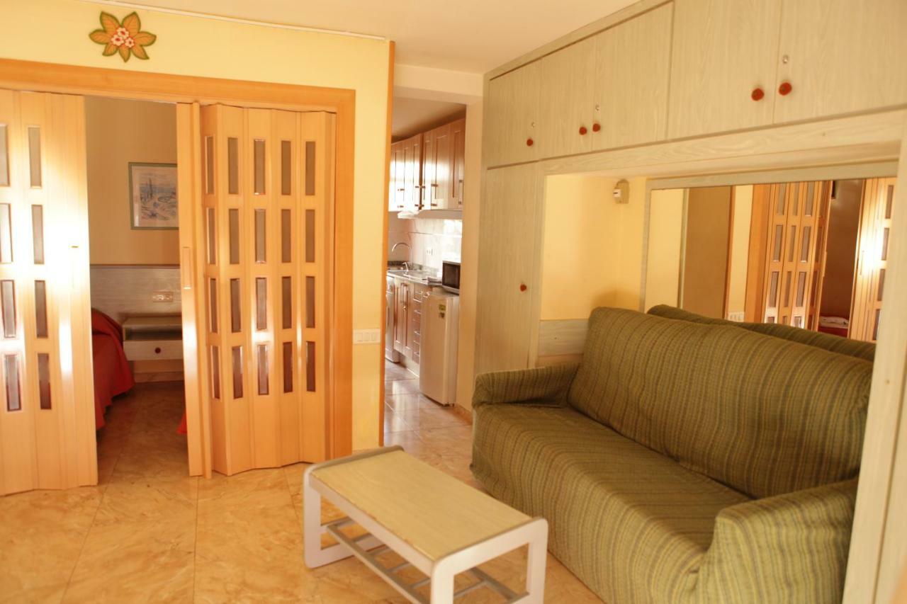 Bermudas-Turis Apartamentos Бенидорм Экстерьер фото