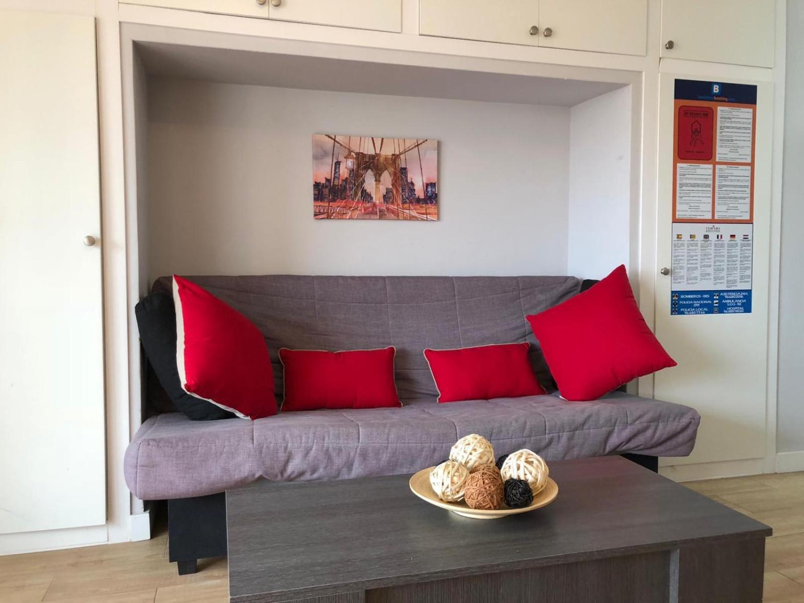 Bermudas-Turis Apartamentos Бенидорм Экстерьер фото