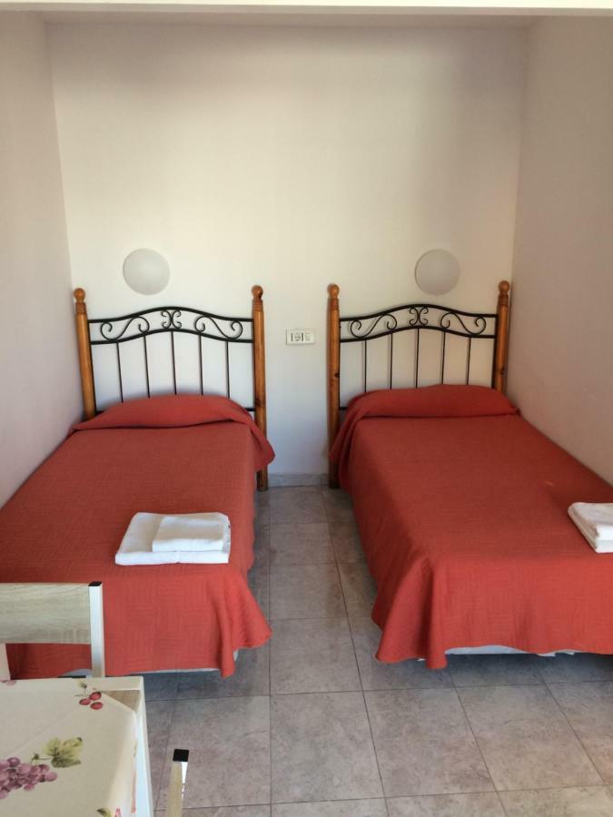 Bermudas-Turis Apartamentos Бенидорм Экстерьер фото
