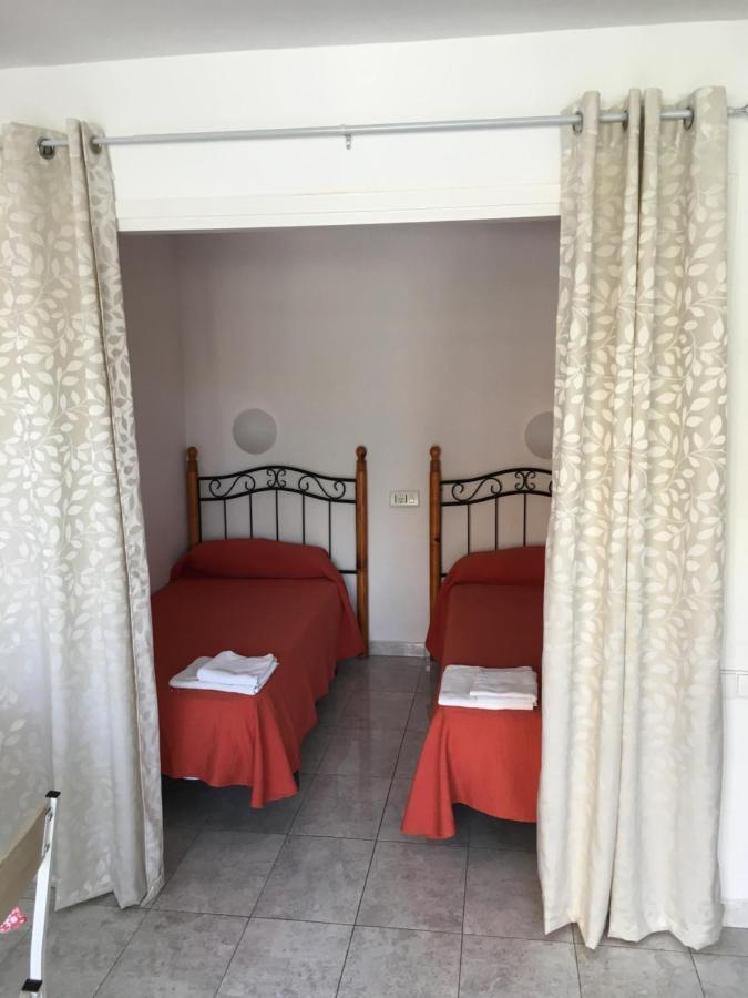 Bermudas-Turis Apartamentos Бенидорм Экстерьер фото